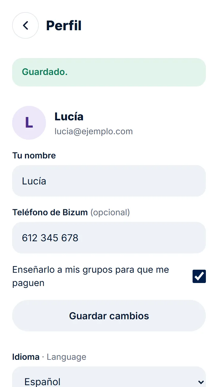 Escribe tu teléfono de Bizum, marca «Enseñarlo a mis grupos para que me paguen» y toca «Guardar cambios».