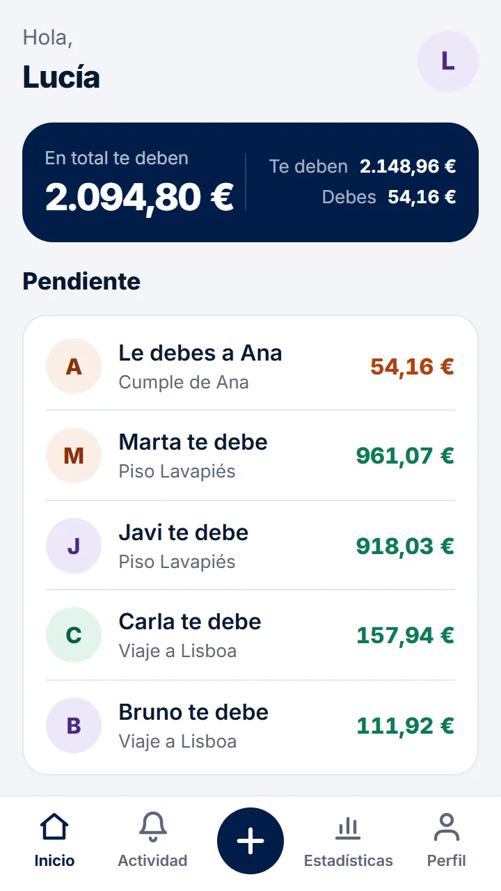 Toca «Estadísticas» en la barra de abajo.